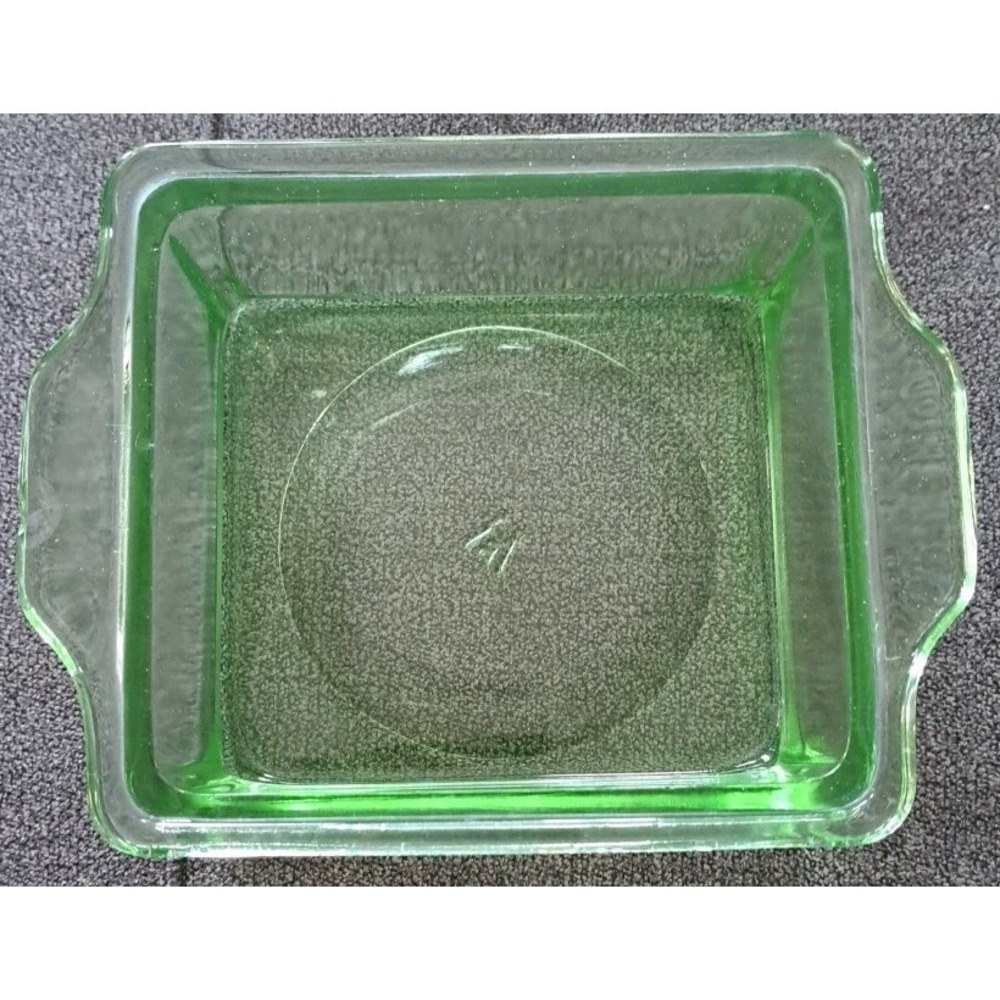 Vtg Hazel Atlas Green Uranium Vaseline Glass Square Refrigerator Dish w/out Lid